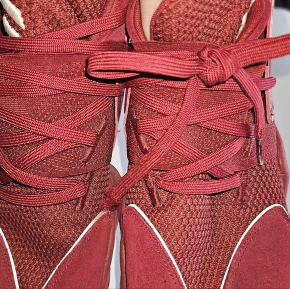 Harden Vol. 4 'Team Maroon - Picture 9 of 12